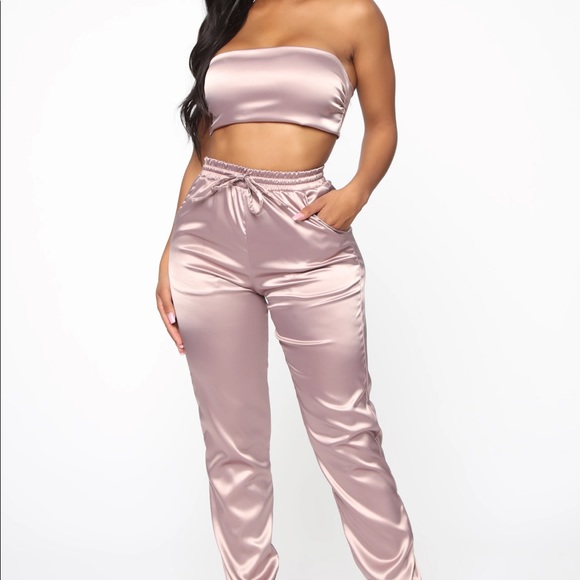 Fashion Nova set - Picture 3 of 3